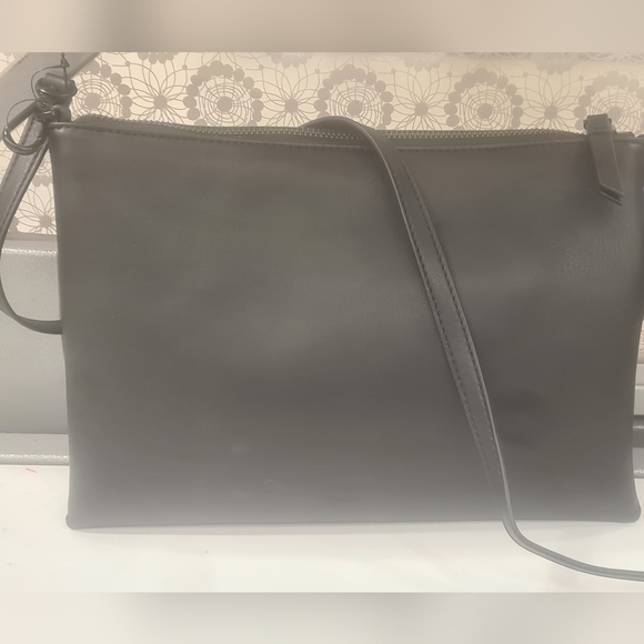 NUEVO CON ETIQUETAS BOLSO DE MANO NEGRO DKNY TILLY PEQUEÑO HOMBRO BANDOLERA PREC - Picture 2 of 4